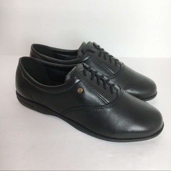 7.5WW 7.5 EXTRA WIDE Easy Spirit Motion Black Leather Comfort Oxfords Sneakers - Picture 2 of 10